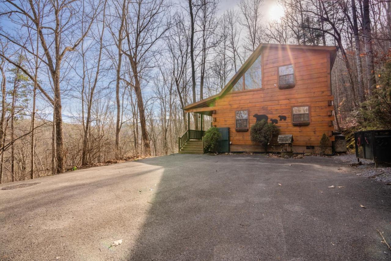 Moonshine Ridge Cabin With Hot Tub And Fire Pit Pigeon Forge Eksteriør billede